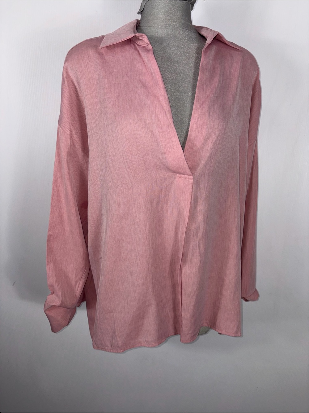 ADROIT atelier Light Pink V-Neck Collared Blouse